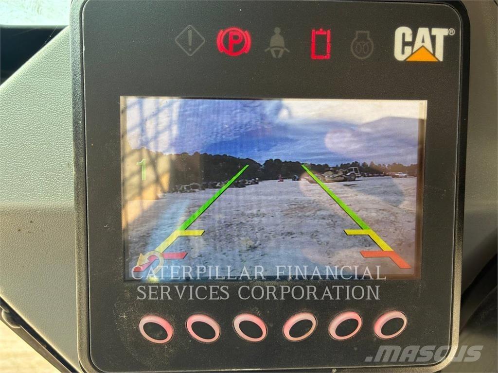 CAT 259D3 لوادر زحافة