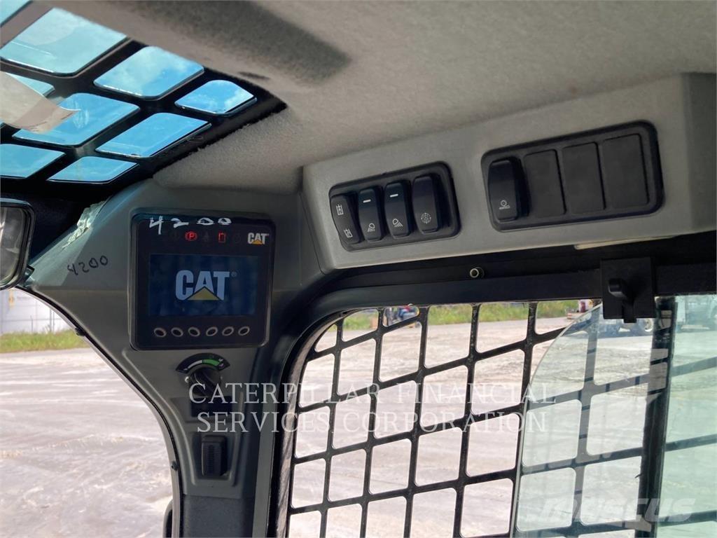 CAT 259D3 لوادر زحافة