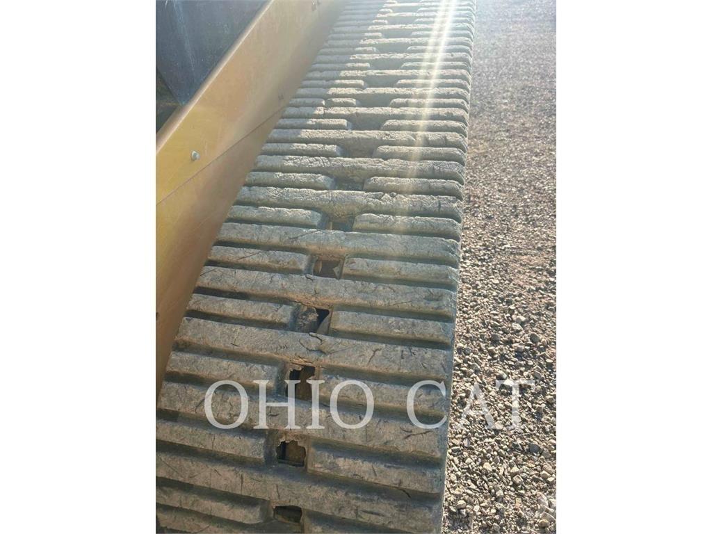 CAT 259D3 لوادر زحافة