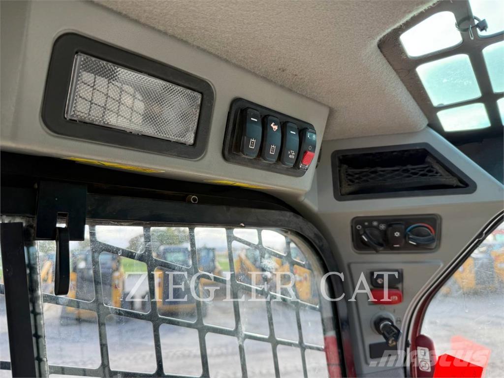 CAT 259D3 لوادر زحافة