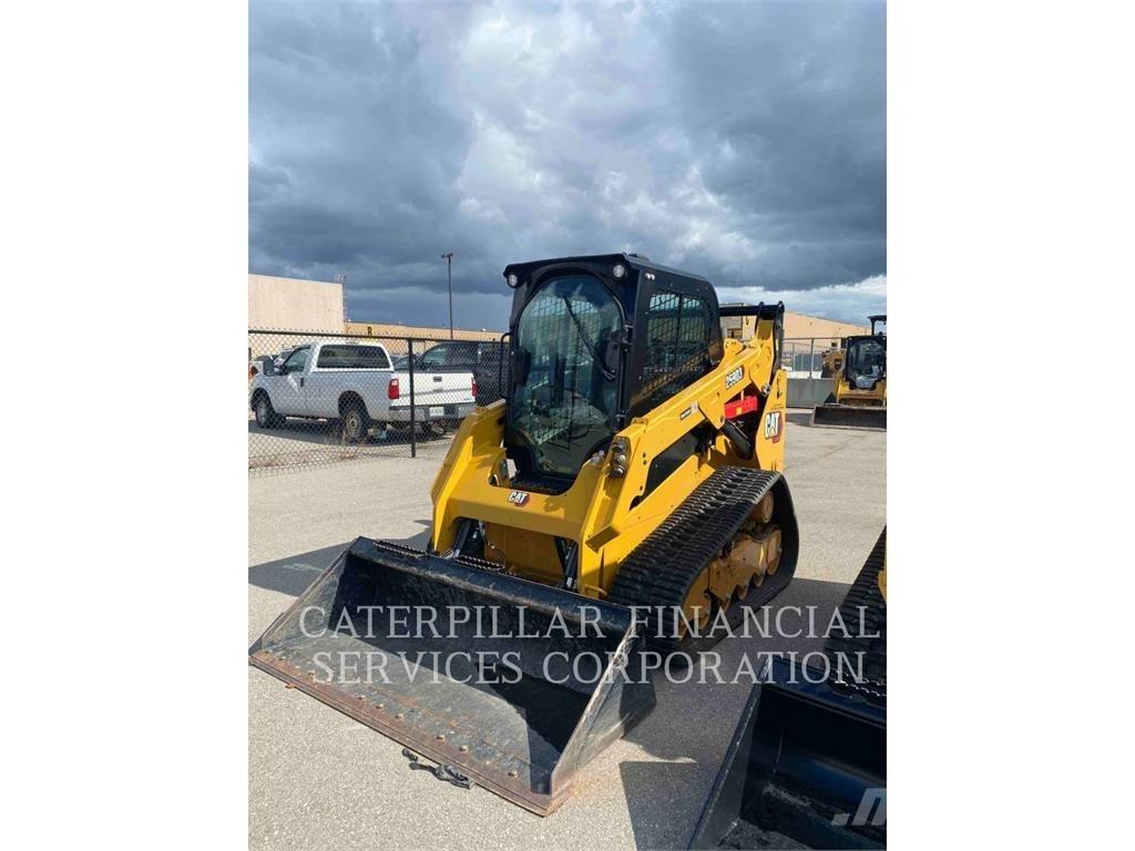 CAT 259D3 لوادر زحافة