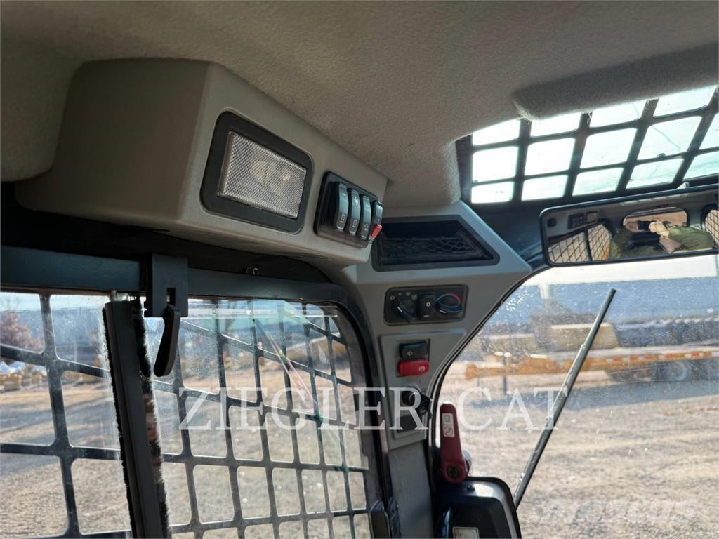 CAT 259D3 لوادر زحافة