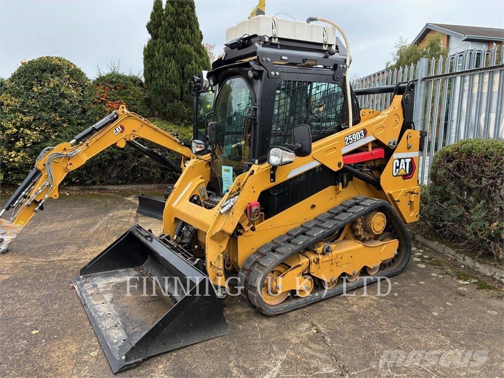 CAT 259D3 لوادر انزلاقية التوجيه