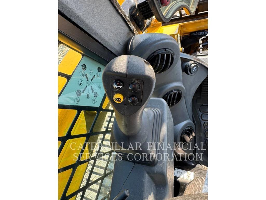 CAT 259D3 لوادر زحافة