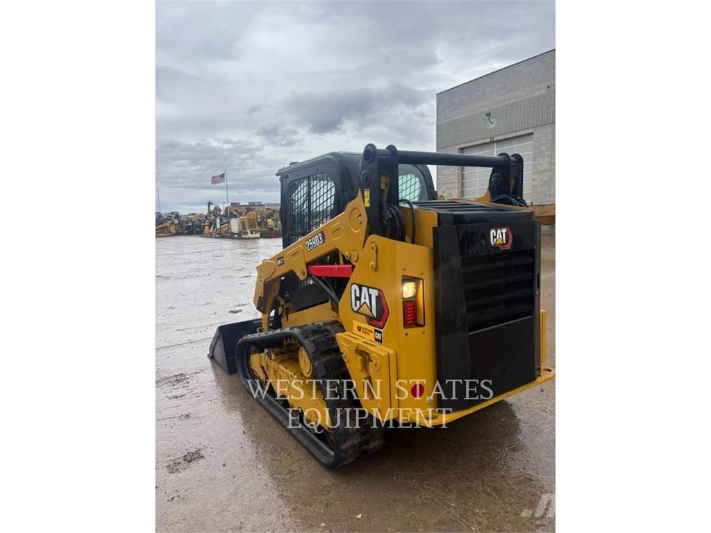 CAT 259D3 لوادر انزلاقية التوجيه