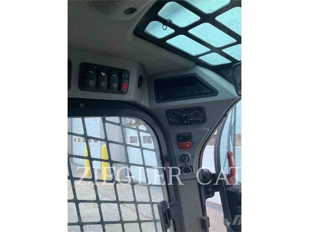 CAT 259D3 لوادر زحافة