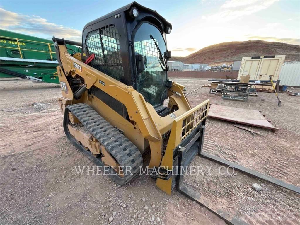 CAT 259D3 C3H2 لوادر زحافة