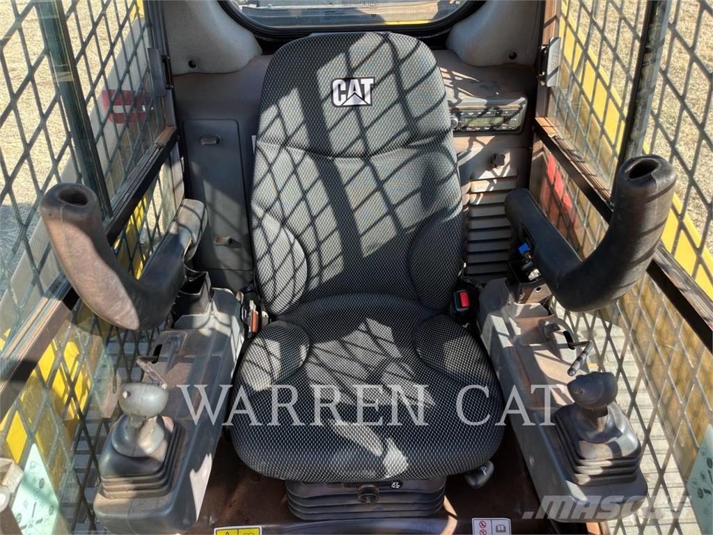 CAT 259D3 C3H2 لوادر زحافة