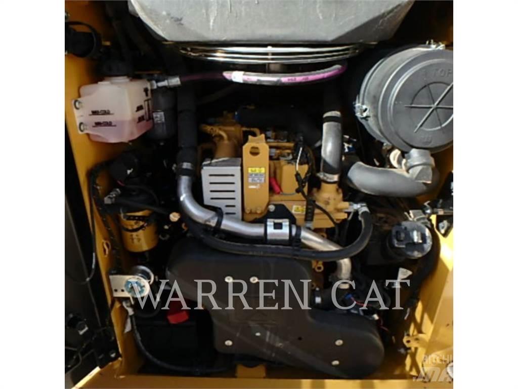 CAT 259D3 C3H3 لوادر زحافة