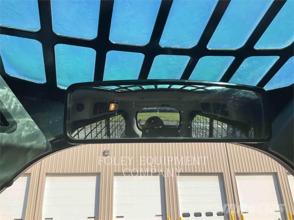 CAT 259D3STD2C لوادر انزلاقية التوجيه