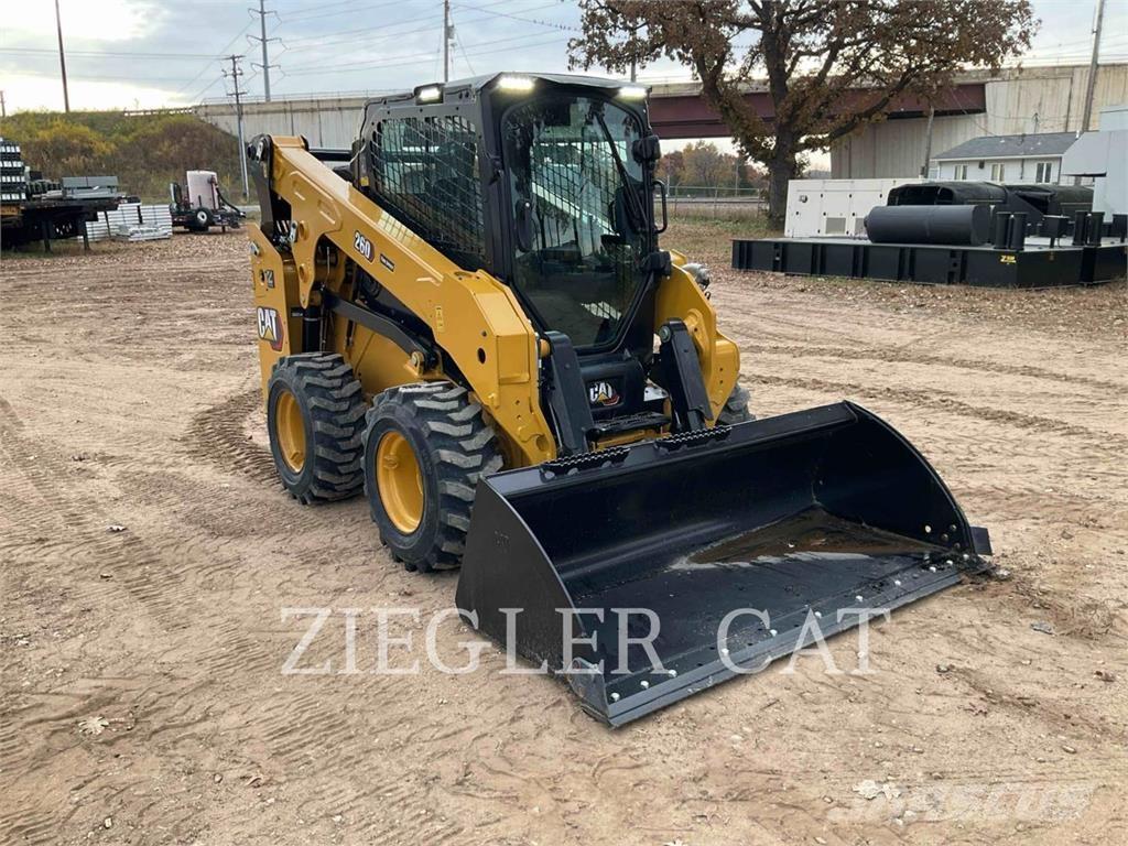 CAT 26005 لوادر انزلاقية التوجيه