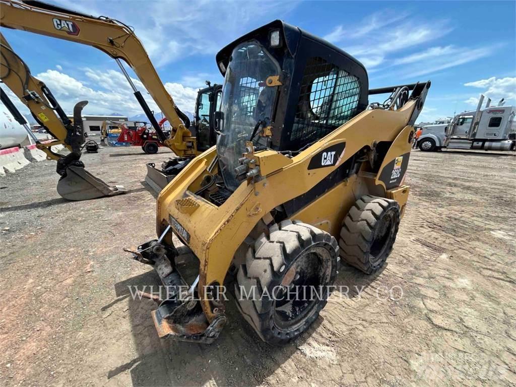 CAT 262C C3 HF لوادر انزلاقية التوجيه