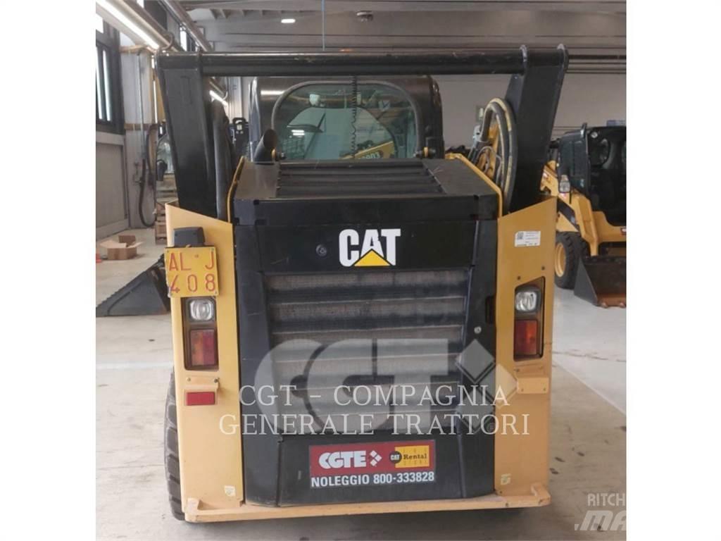 CAT 262D لوادر انزلاقية التوجيه