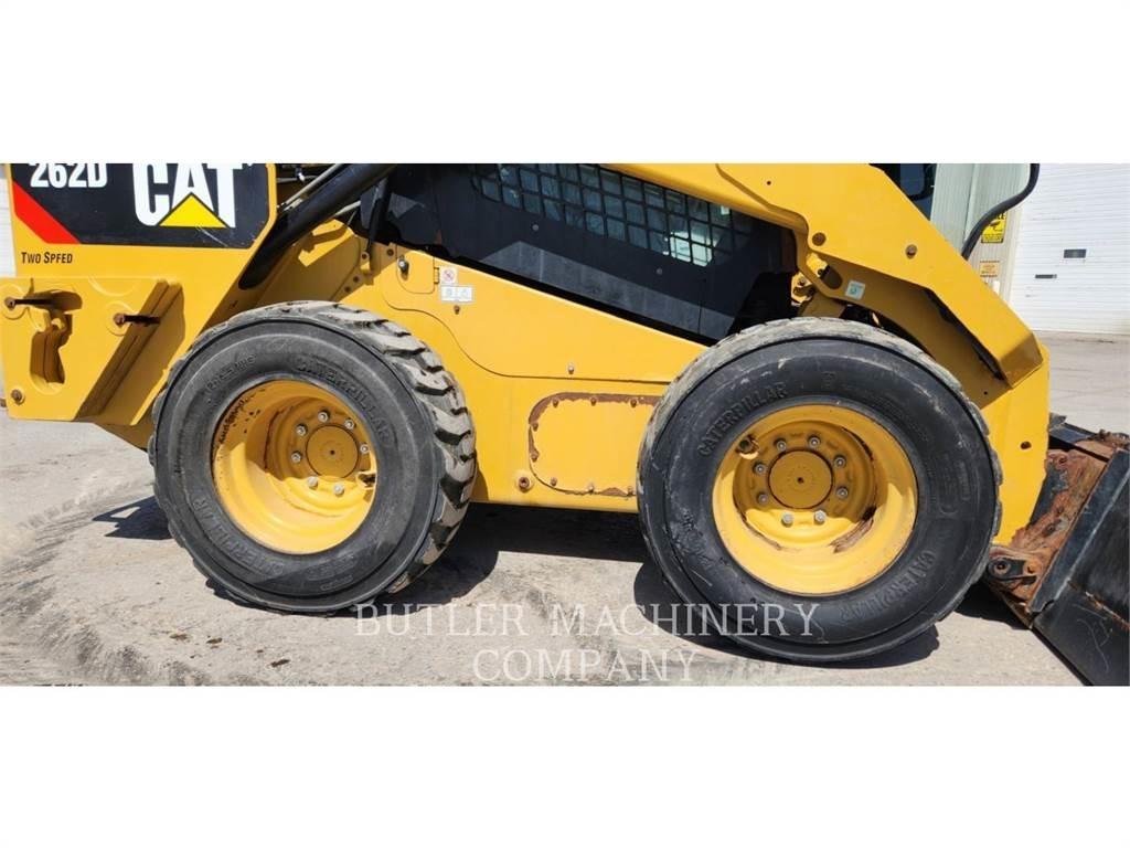 CAT 262D لوادر انزلاقية التوجيه