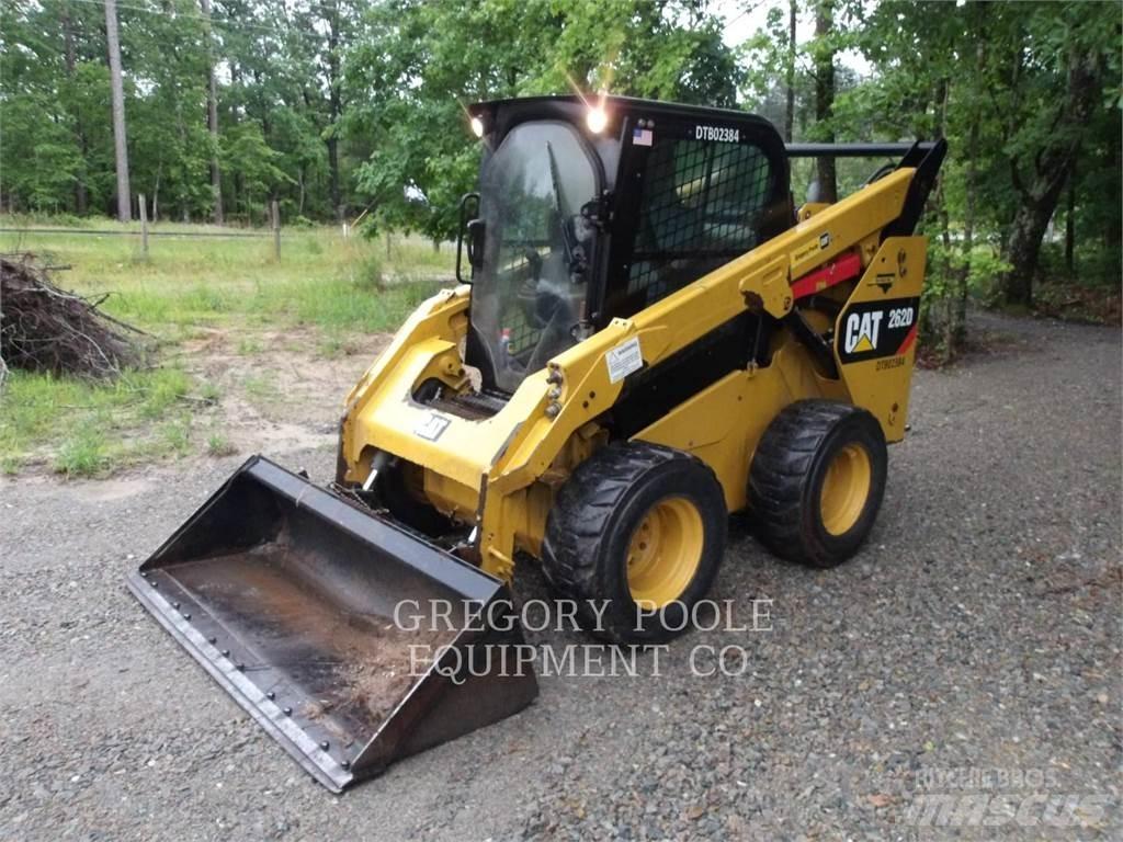 CAT 262D لوادر انزلاقية التوجيه