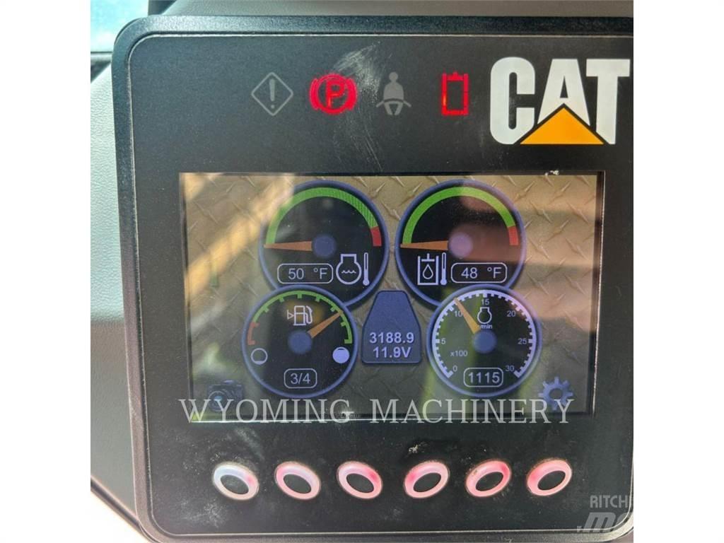 CAT 262D لوادر انزلاقية التوجيه