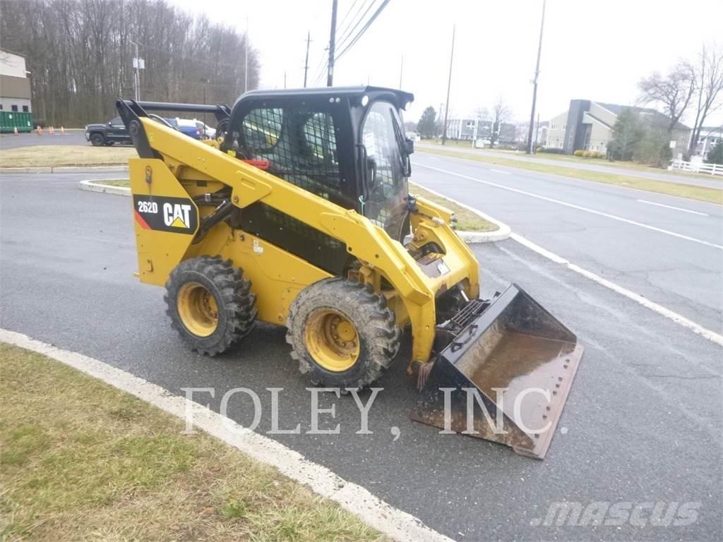 CAT 262D لوادر انزلاقية التوجيه