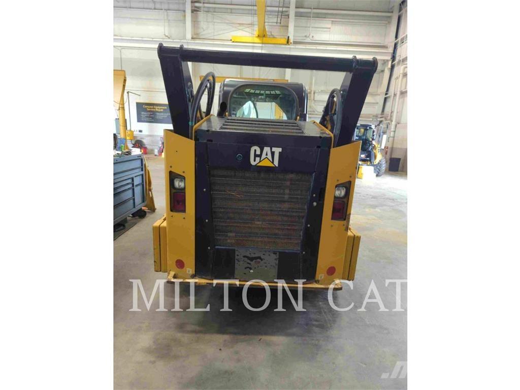 CAT 262D لوادر انزلاقية التوجيه