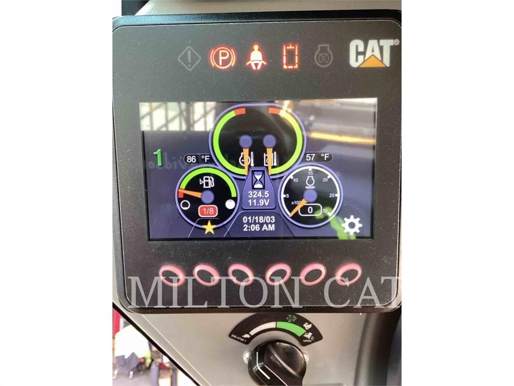 CAT 262D 3 لوادر انزلاقية التوجيه