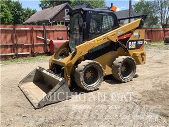 CAT 262D A2Q+ لوادر انزلاقية التوجيه