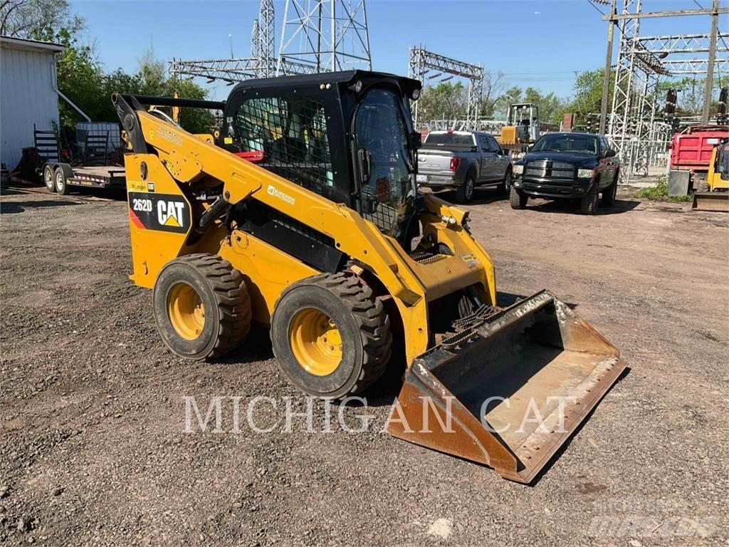 CAT 262D A2RQ لوادر انزلاقية التوجيه