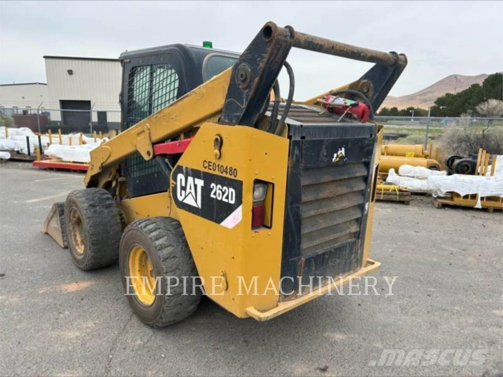 CAT 262D CA لوادر انزلاقية التوجيه