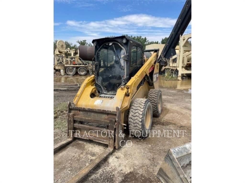 CAT 262D H3CB لوادر انزلاقية التوجيه
