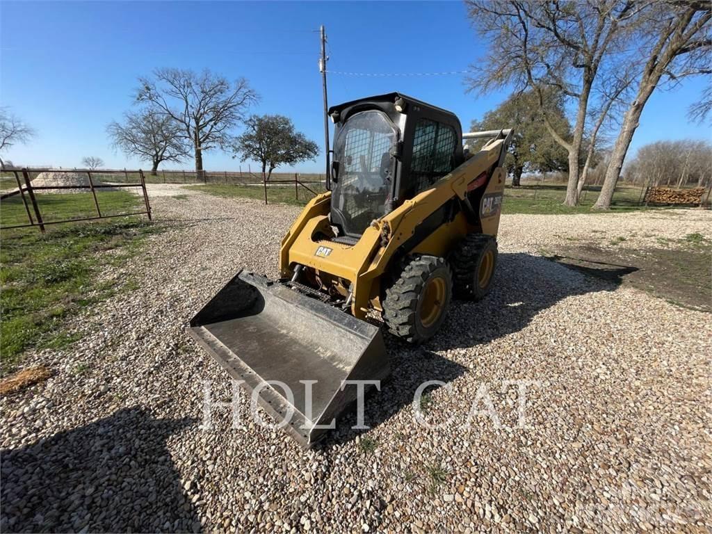 CAT 262D XPS لوادر انزلاقية التوجيه