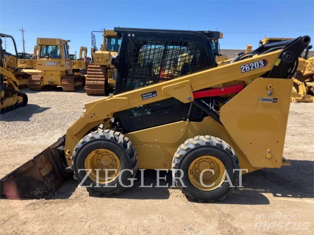 CAT 262D3 لوادر انزلاقية التوجيه