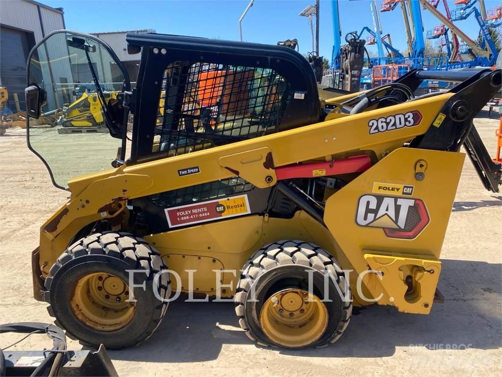 CAT 262D3 لوادر انزلاقية التوجيه