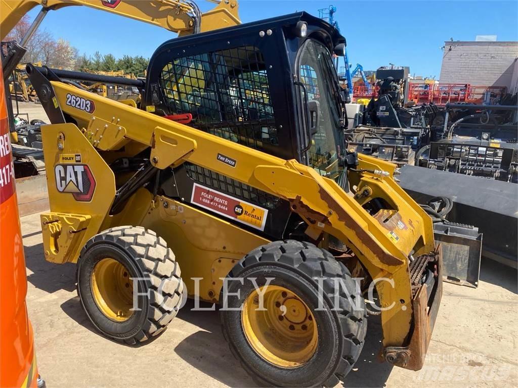 CAT 262D3 لوادر انزلاقية التوجيه
