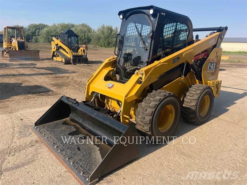 CAT 262D3 لوادر انزلاقية التوجيه