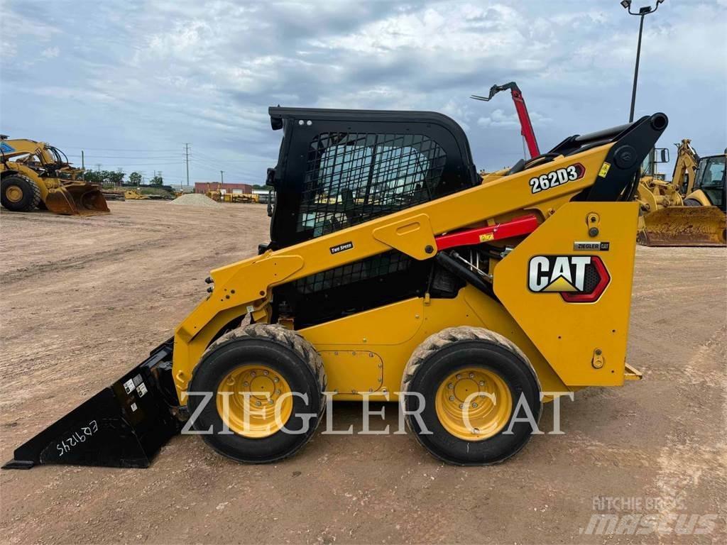 CAT 262D3 لوادر انزلاقية التوجيه