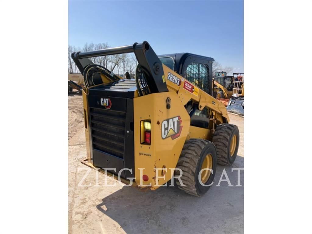 CAT 262D3 لوادر انزلاقية التوجيه
