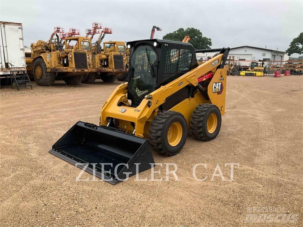 CAT 262D3 لوادر انزلاقية التوجيه