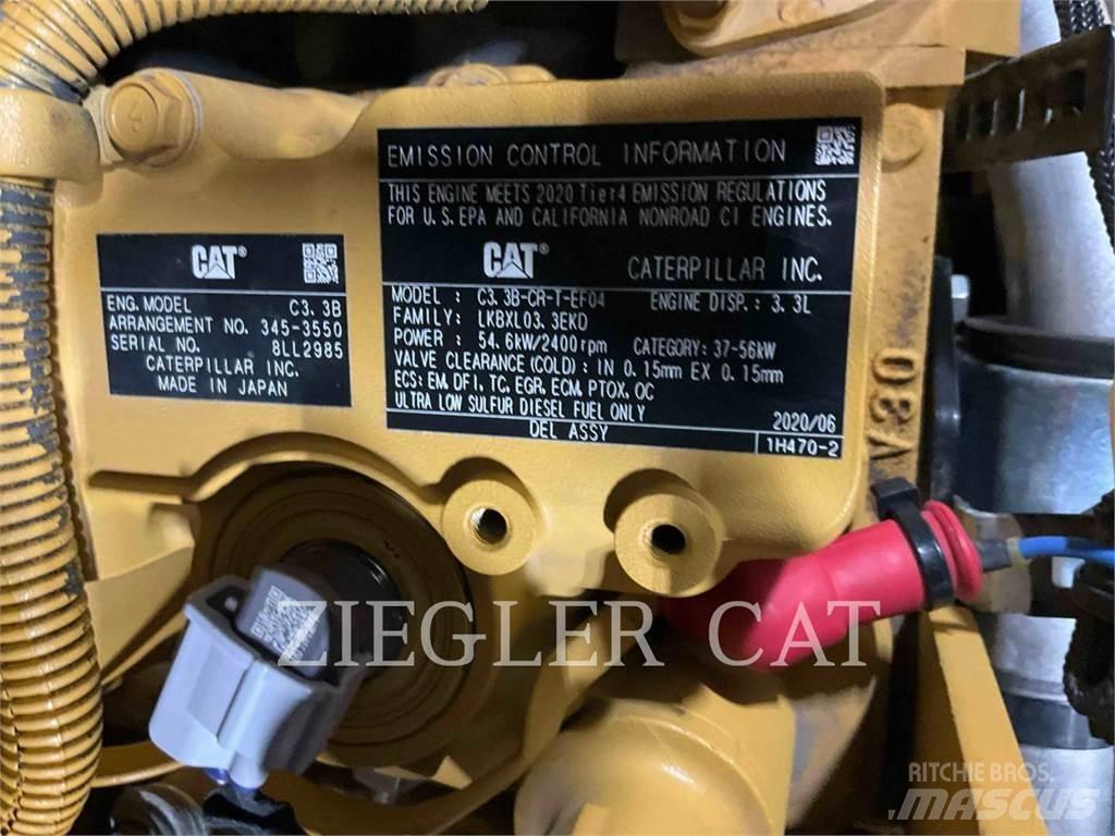 CAT 262D3 لوادر انزلاقية التوجيه