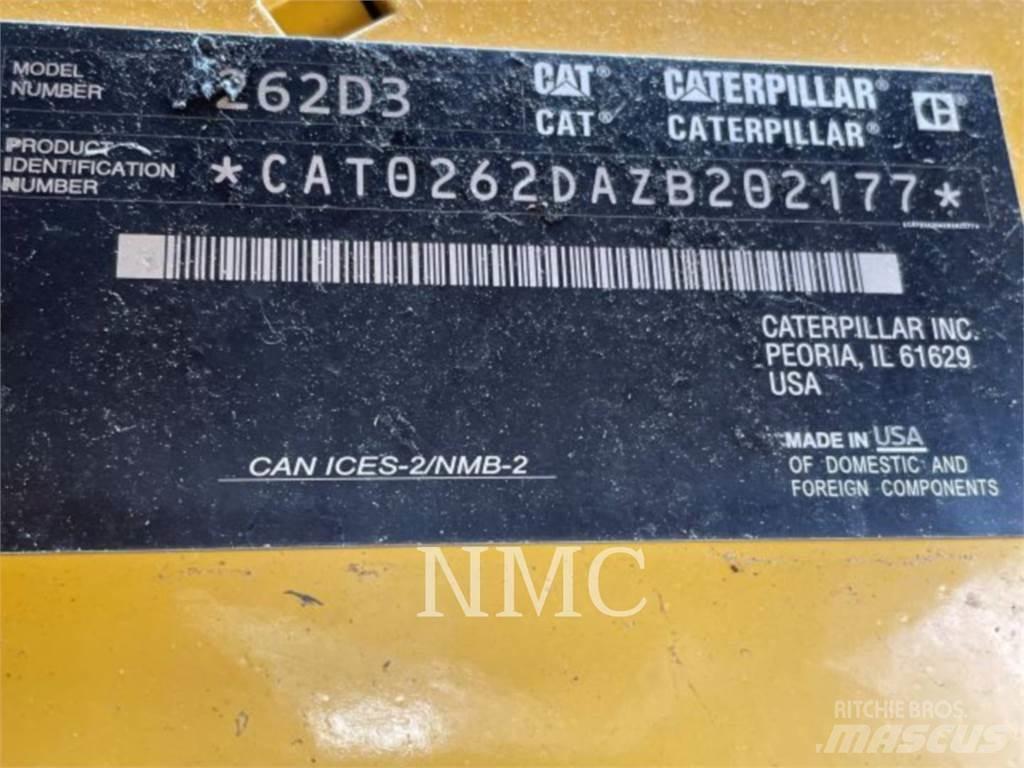 CAT 262D3 لوادر انزلاقية التوجيه