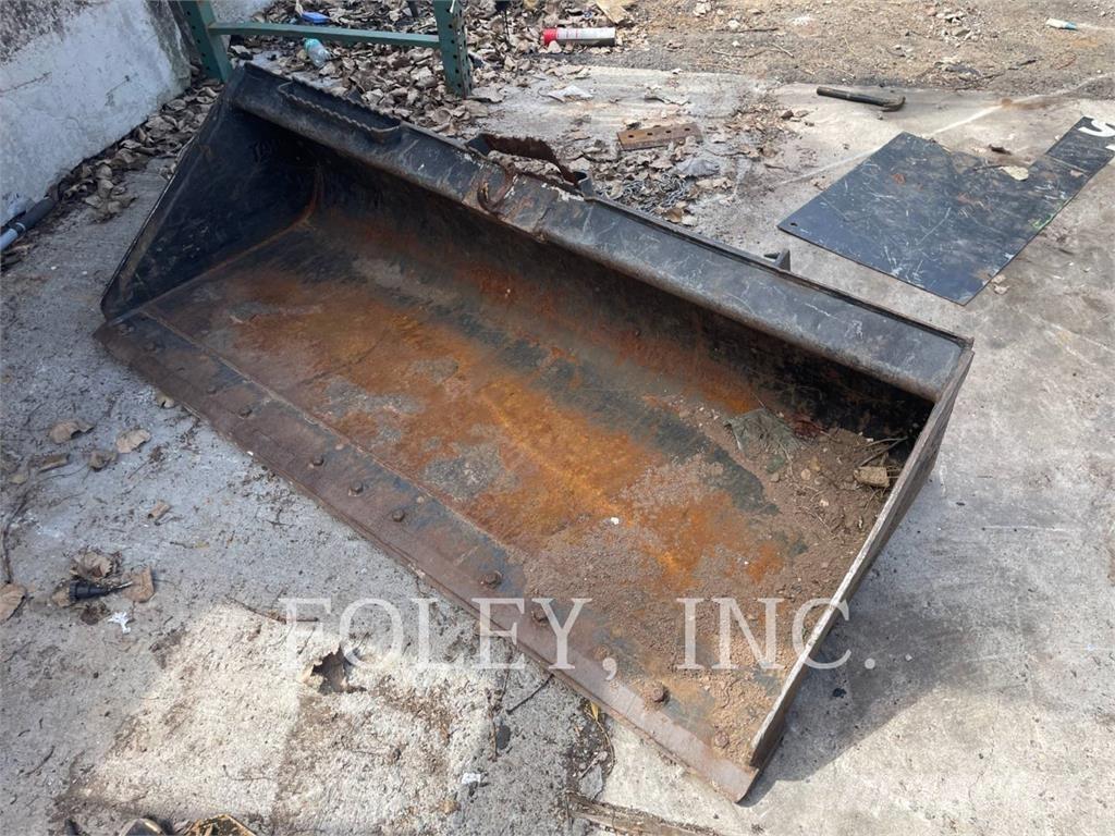 CAT 262D3 لوادر انزلاقية التوجيه