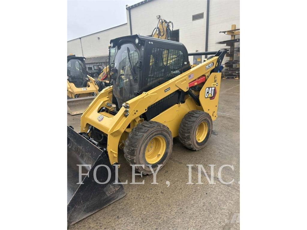 CAT 262D3 لوادر انزلاقية التوجيه
