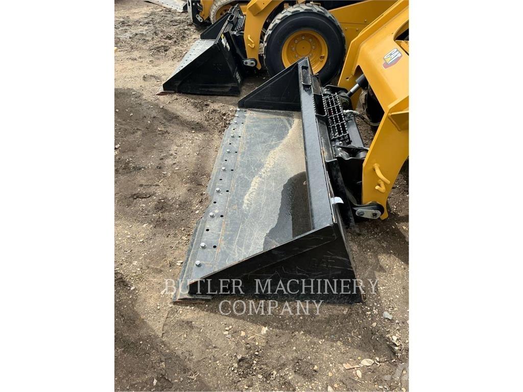 CAT 262D3 لوادر انزلاقية التوجيه