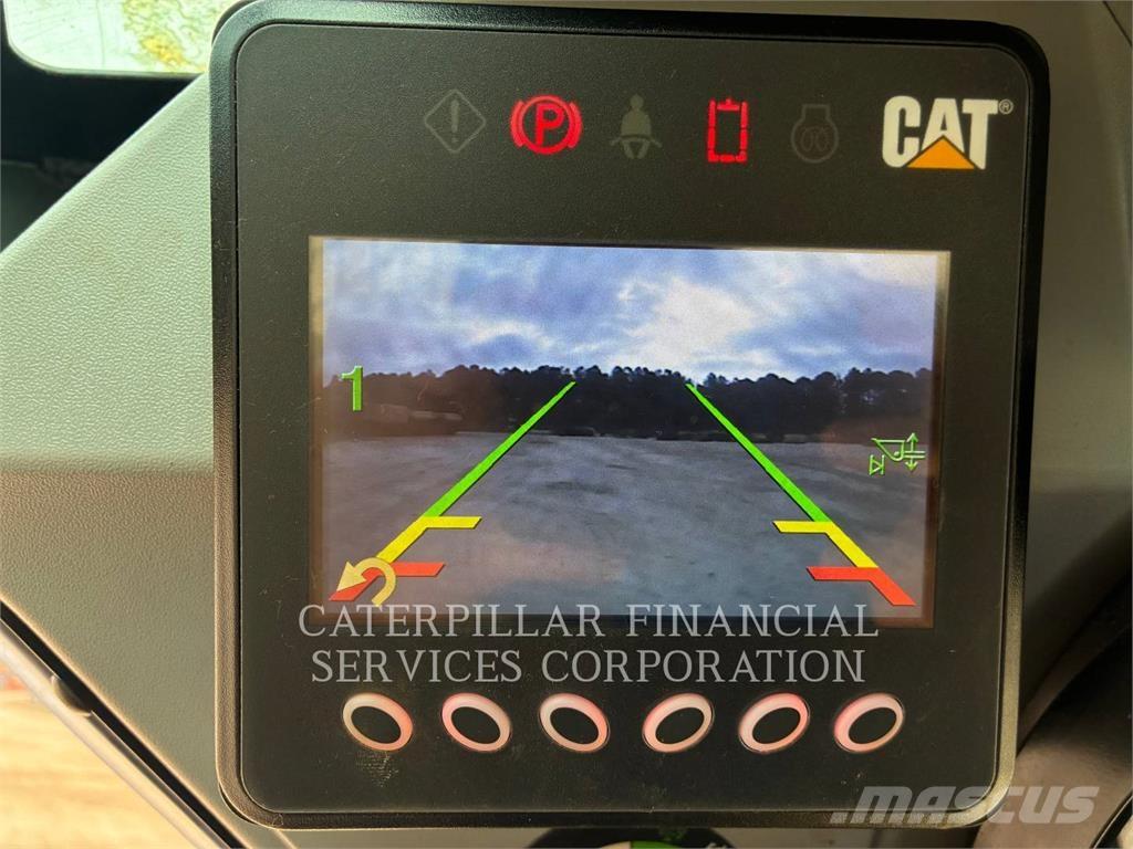 CAT 262D3 لوادر انزلاقية التوجيه