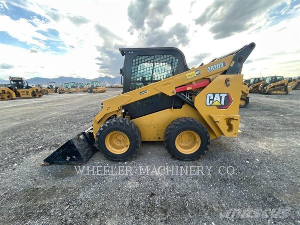 CAT 262D3 C3H2 لوادر انزلاقية التوجيه