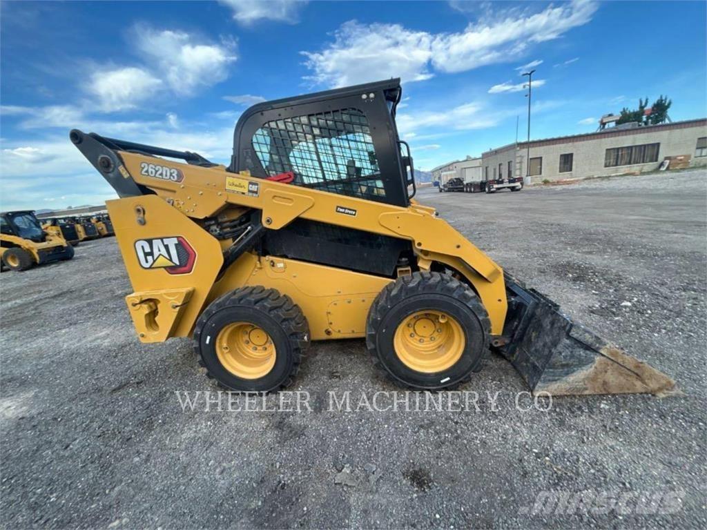 CAT 262D3 C3H2 لوادر انزلاقية التوجيه