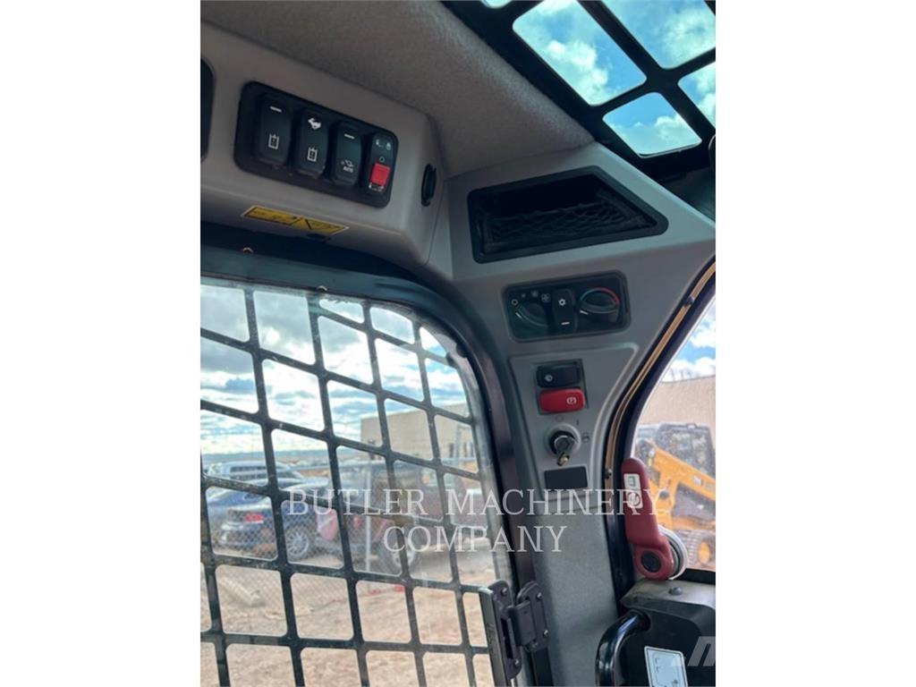 CAT 262D3 C3H3 لوادر انزلاقية التوجيه