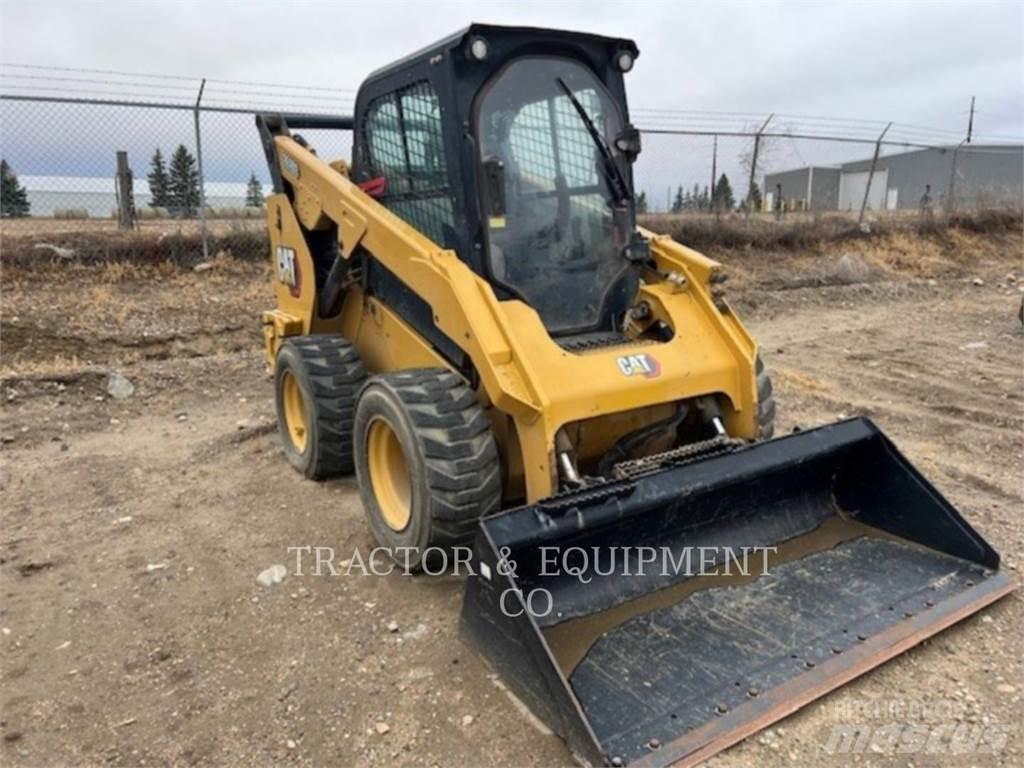 CAT 262D3 H2CB لوادر انزلاقية التوجيه