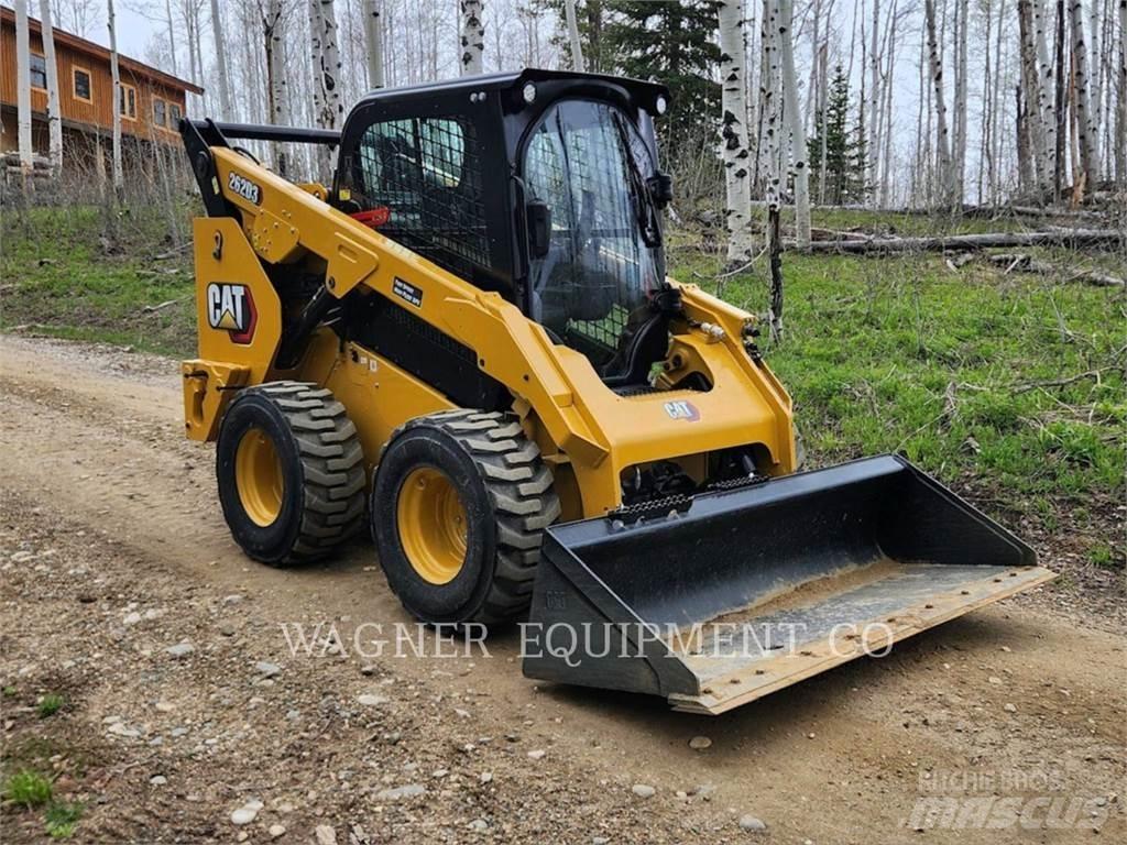 CAT 262D3 HF لوادر انزلاقية التوجيه
