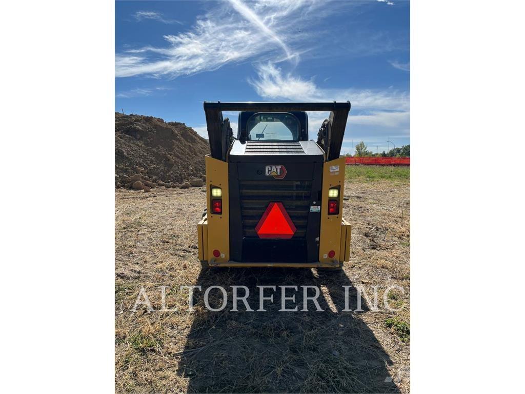 CAT 262D3 XPS لوادر انزلاقية التوجيه