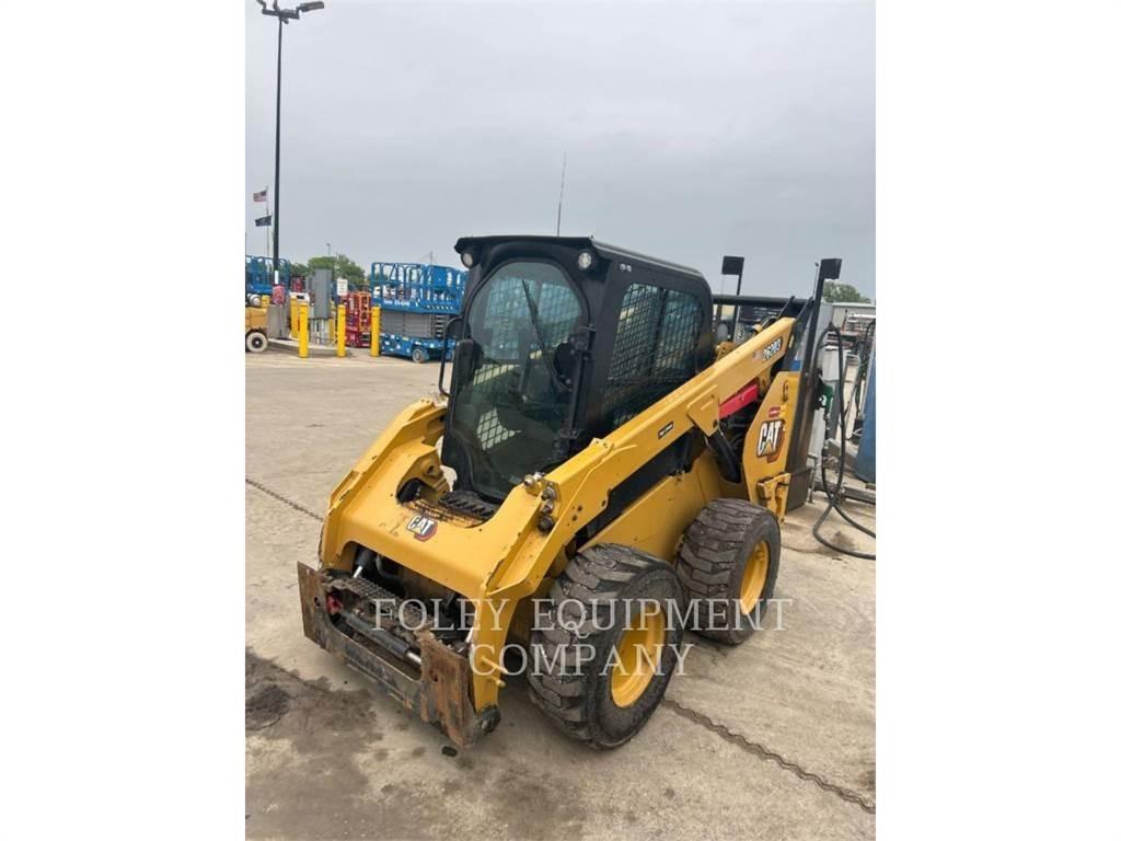CAT 262D3STD2C لوادر انزلاقية التوجيه