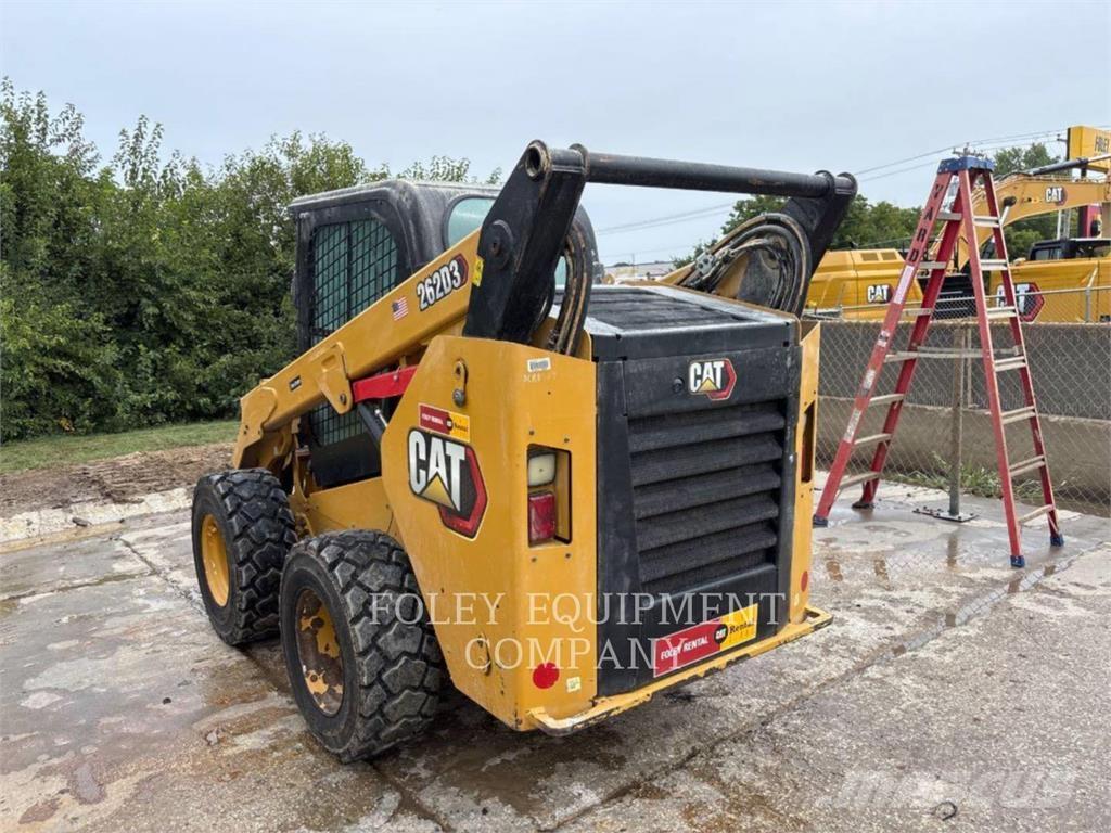 CAT 262D3STD2C لوادر انزلاقية التوجيه