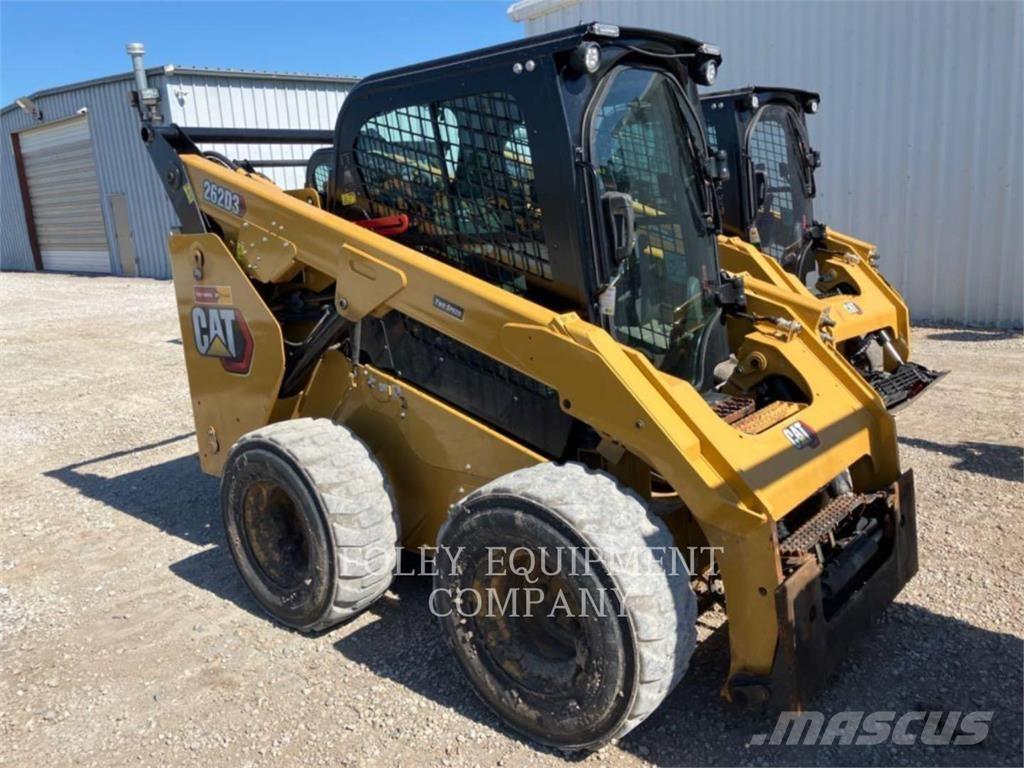 CAT 262D3STD2C لوادر انزلاقية التوجيه